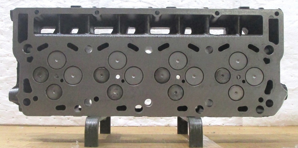 2003-2007 Reconditioned Cast Iron Cylinder Head For Ford 6.0L/363 CID V8, 32 Valve OHV, Turbo Diesel ( Both ) Valves And Springs Only, 18mm Dowel Holes, No Visible Casting #, Compatible With : E-Series Van, F-Series Trucks, Excursion, Vin : P ( No Core Charge ) this is a Used casting so there are visible chips and scratches but they will not affect the performance of the cylinder head, Please ask for shipping information.