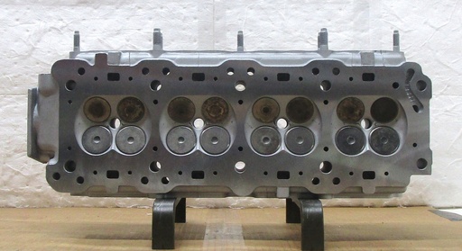 [100207VS] 1989-1992 Reconditioned Aluminum Cylinder Head For GM/Buick  2.3L/138 CID L4, 16 Valve SOHC ( IN LINE ) Valves and Springs Only, Casting # 22539086, 2018, Compatible With : Skylark, 2018, 1992-1990 Pontiac Grand Am, Grand Prix, ( $130.0 Core Charge ) this is a Used casting so there are visible chips and scratches but they will not affect the performance of the cylinder head. C.H.E will provide Return Core label, please ask for shipping information.