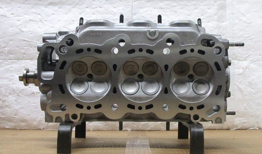 [3KR017WC] 1999-2001 Reconditioned Aluminum Cylinder Head For Honda Odyssey 3.5L/3474 CID V6, 24V SOHC ( RIGHT ) With Cams, Casting #P8F-3, J35A1, 2547R, Compatible With : Odyssey ( $100.00 Core Charge ) this is a Used casting so there are visible chips and scratches but they will not affect the performance of the cylinder head. C.H.E will provide Return Core label, please ask for shipping information.