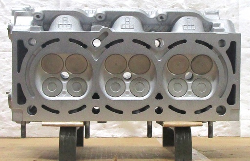 [11R111WC] 2003-2004 Reconditioned AluminumCylinder Head For Cadillac 3.2L/197CID V6, 24 Valves DOHC ( RIGHT ) With Cams, Casting # 24449645, Vin : N, 2K45R, Compatible With : CTS ( $100.00 Core Charge ) this is a Used casting so there are visible chips and scratches but they will not affect the performance of the cylinder head. C.H.E will provide Return Core label, please ask for shipping information.
