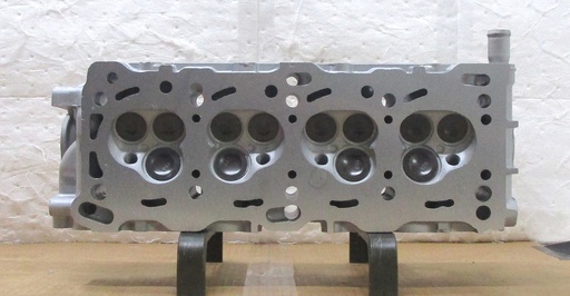 [3Y0001WC] 1990 Reconditioned Aluminum Cylinder Head For Isuzu/Geo Storm 1.6L/097 CID L4, 12V SOHC ( IN LINE ) With Cam, No Visible Casting #, 2118, Vin : 6 ( $100. 00 Core Charge ) this is a Used casting so there are visible chips and scratches but they will not affect the performance of the cylinder head. C.H.E will provide Return Core label, please ask for shipping information.