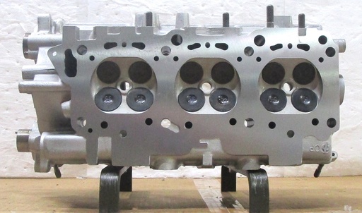 [5WR413WC] 1990-1992 Reconditioned Aluminum Cylinder Head For Nissan 3.0L/2960 CID V6, 24 Valve DOHC ( RIGHT ) With Cams, Casting # L-30P 1R, Compatible With : 300ZX, VG30DE, 2375 ( $120.0 Core Charge ) this is a Used casting so there are visible chips and scratches but they will not affect the performance of the cylinder head. C.H.E will provide Return Core label, please ask for shipping information.
