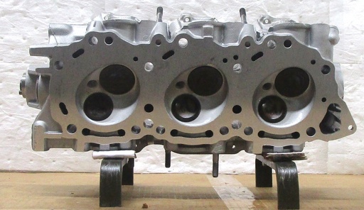 [5WR313WC] 1984-1996 Reconditioned Aluminum Cylinder Head For Nissan 3.0L/181 CID V6, 12V SOHC ( RIGHT ) With Valves And Sprigs Only, no Rockers Arms or Lifters, Casting # R-V52 9L, VG30E, Compatible With :  Maxima, Pathfinder, Pick Up, ( $100 Core Charge ) this is a Used casting so there are visible chips and scratches but they will not affect the performance of the cylinder head. C.H.E will provide Return Core label, please ask for shipping information.
