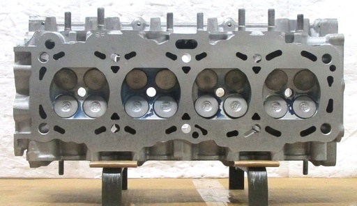 [5W0204WC] 1987 Reconditioned Aluminum Cylinder Head for Nissan 1.6L/1597 CID L4, 16V DOHC ( IN LINE ) With Cams , Casting # 55M 2R, CA16D, 2330, Compatible With : Pulsar NX ( $100.00 Core Charge ) Which will be charged at the time of purchase, and the buyer will be reimbursed when the old core is returned. ($480.0+$100.0= $580.0) this is a Used casting so there are visible chips and scratches but they will not affect the performance of the cylinder head. C.H.E will provide Return Core label, please ask for shipping information.