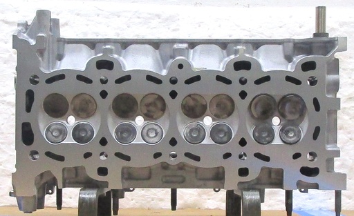 [580109WC] 2005-2008 Reconditioned Aluminum Cylinder Head for Mazda/Ford 2.3L/140 CID L4, 16V DOHC ( IN LINE ) Cast# 3S4G 6090 A 11, 2FHK, Vin : Z, Compatible with : 05-08 Tribute, 03-08 Escape, Focus ( $100.0 Core Charge ) this is a Used casting so there are visible chips and scratches but they will not affect the performance of the cylinder head. C.H.E will provide Return Core label, please ask for shipping information.