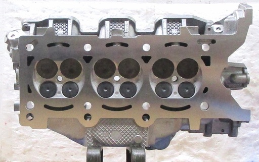 [23L417VS] 2011-2023 Reconditioned Aluminum Cylinder Head For Dodge/Chrysler 3.6L/220 CID V6, 24V DOHC ( LEFT ) With Valves, Springs And Cam Caps Only, No Cams, Casting # 04893811AF, Compatible With : Pentastar, Pacifica, Caravan, Grand Caravan, Jeep, Ram, Vin : G ( $100.00 Core Charge ) this is a Used casting so there are visible chips and scratches but they will not affect the performance of the cylinder head. C.H.E will provide return Core label, please ask for shipping information.